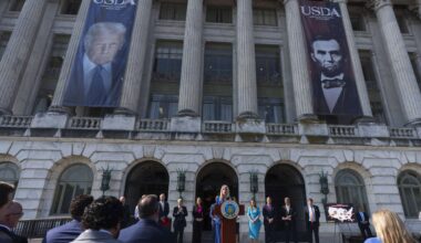 USDA expects fewer employees will refuse relocation, as laid-off feds struggle to find jobs