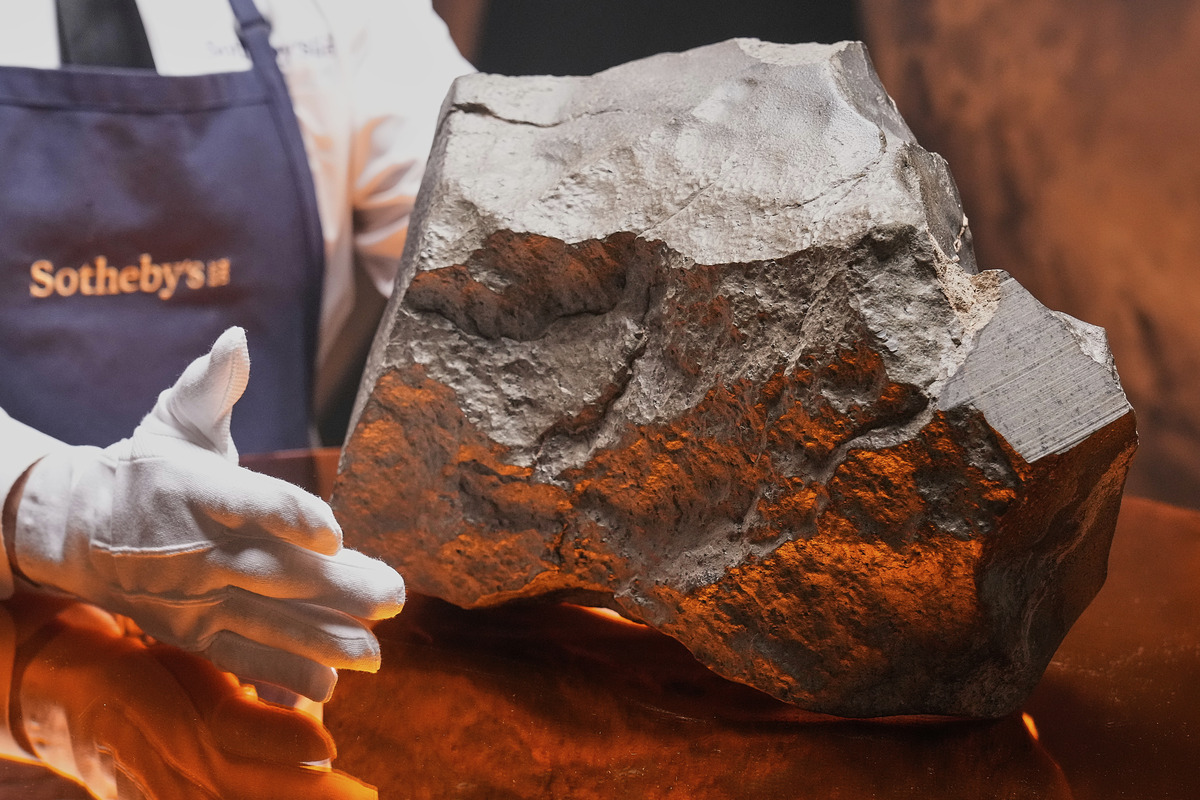 How a Maine museum lost the largest piece of Mars on Earth
