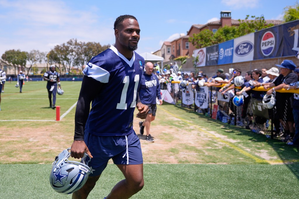 Dallas Cowboys defensive end Micah Parsons runs off the field after training camp Tuesday, July 22, 2025, in Oxnard, Calif.