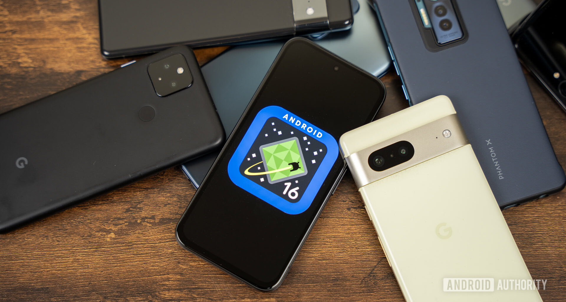 Android 16 logo on smartphone 08