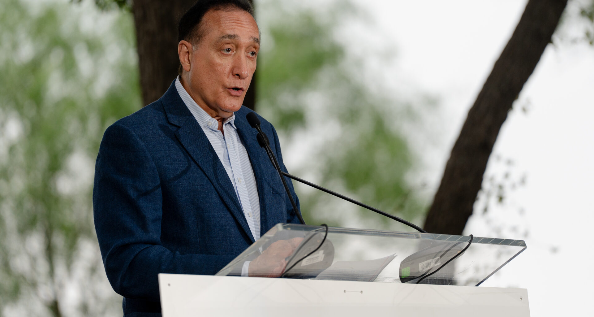 Henry Cisneros honored for efforts linking San Antonio and Japan