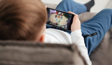 Mental health experts warn of technology risks for kids