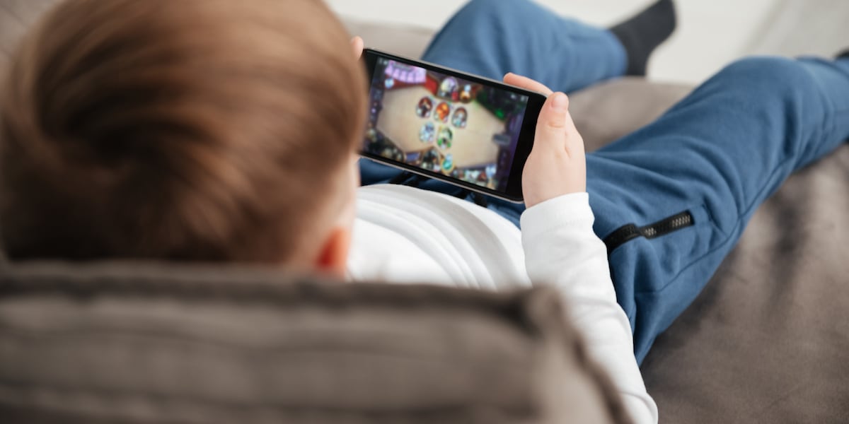 Mental health experts warn of technology risks for kids