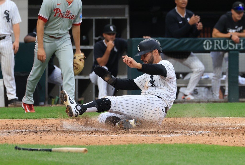 Chicago White Sox game begins after 3½-hour delay