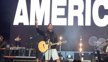 Jake Owen shares note left on his Cybertruck: ‘This car makes you look (expletive) stupid’