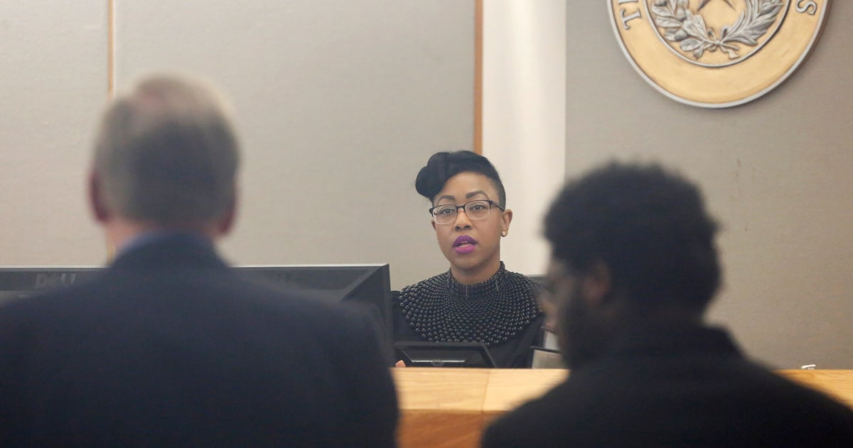 Dallas judge sanctioned over allegations she made staff impersonate her at online hearing