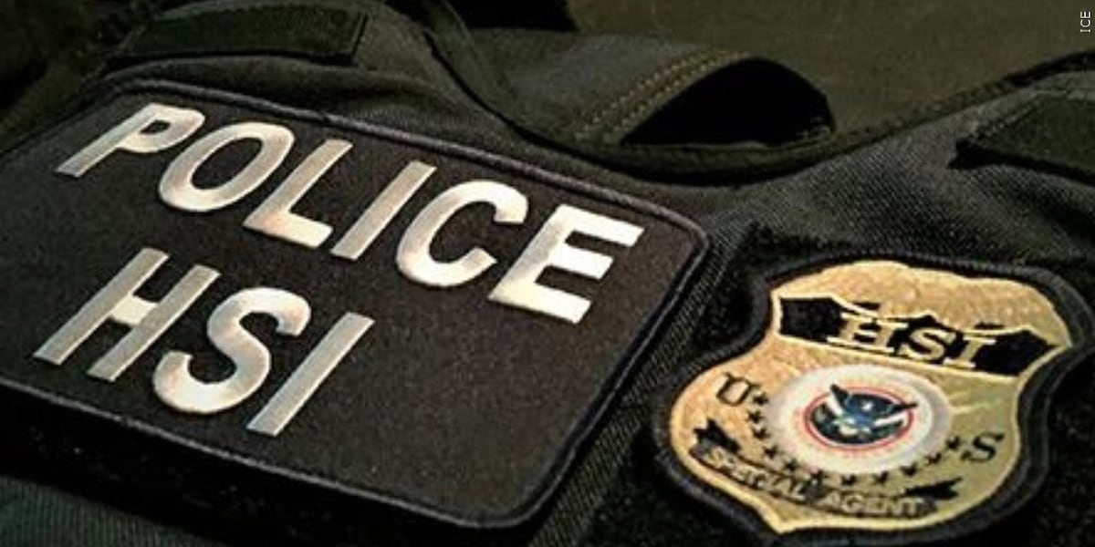 Father, son accused of attacking federal agents during arrest in Phoenix