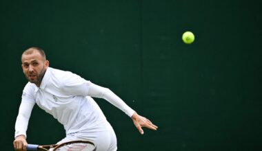 Dan Evans returns to Wimbledon’s Centre Court, a year on from sacrificing his career