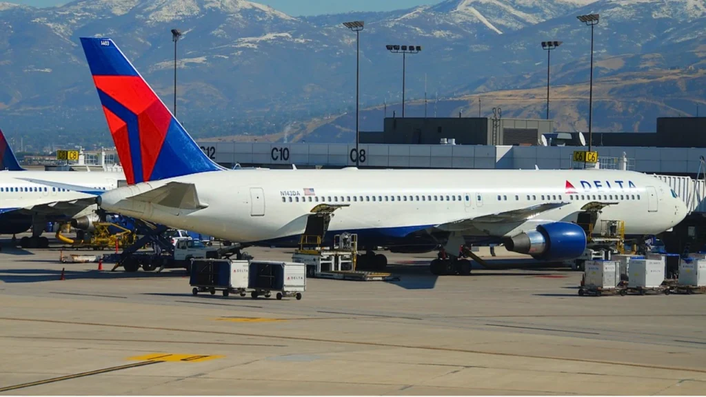 Delta Air Lines 757 Pilot Arrested at San Francisco Airport