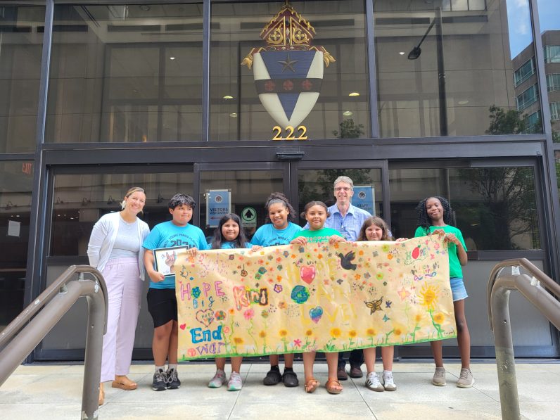 Local Youth Channel Hope Through Art in Catholic Charities’ Summer Meals Program – CatholicPhilly