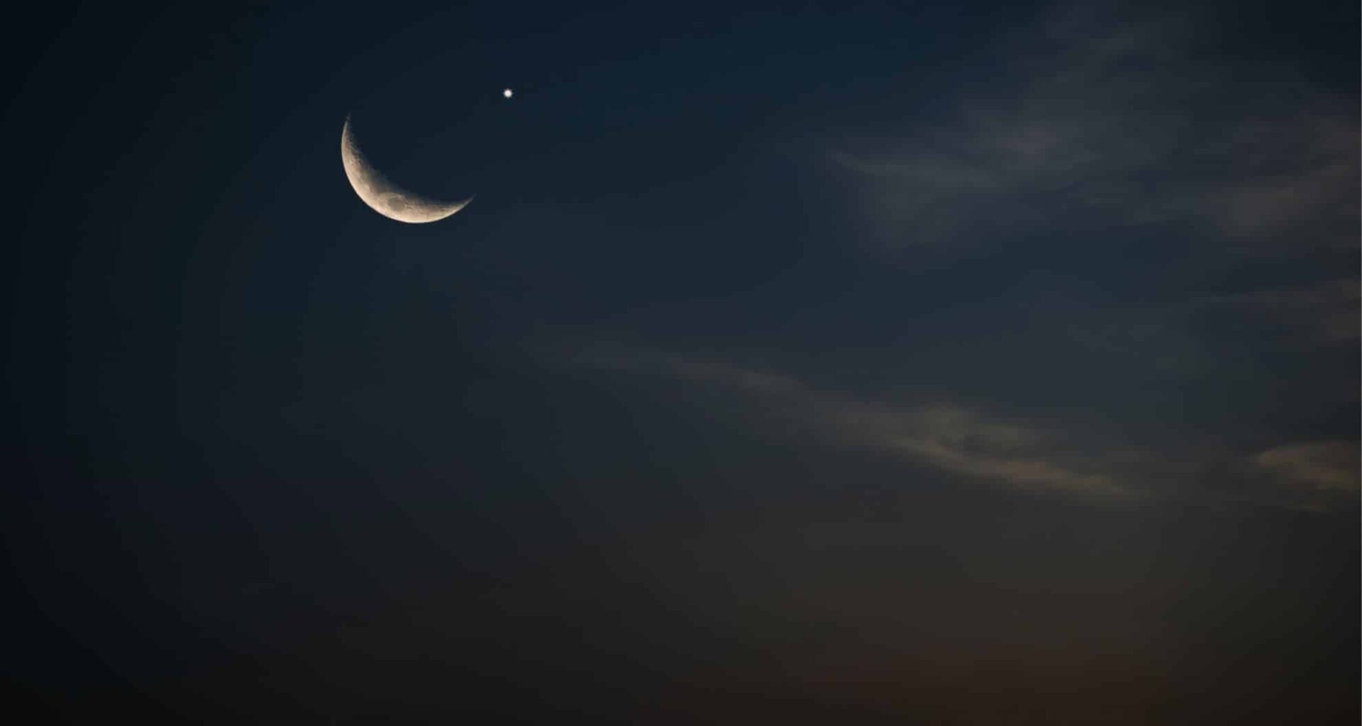 Don’t Miss The Moon And Antares — The Perfect Stargazing Event This Sunday