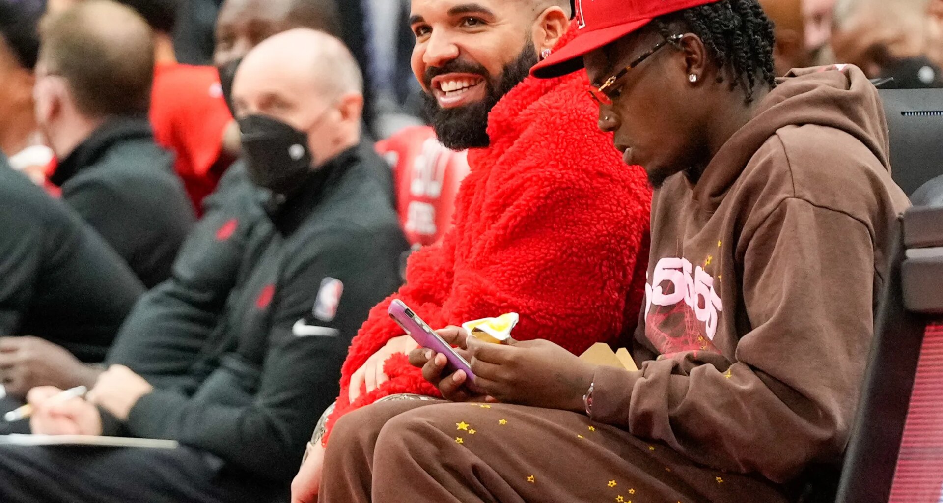 Drake & Central Cee Premiere "Which One" Live At Manchester