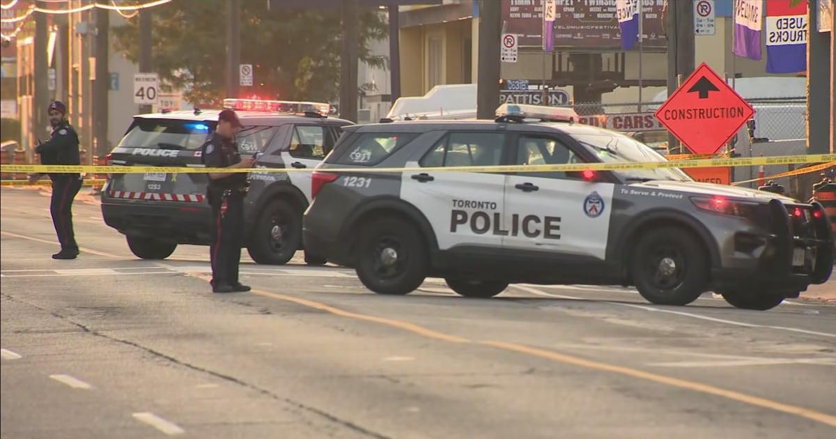 Man found on road with stab wounds near St. Clair and Runnymede in Toronto
