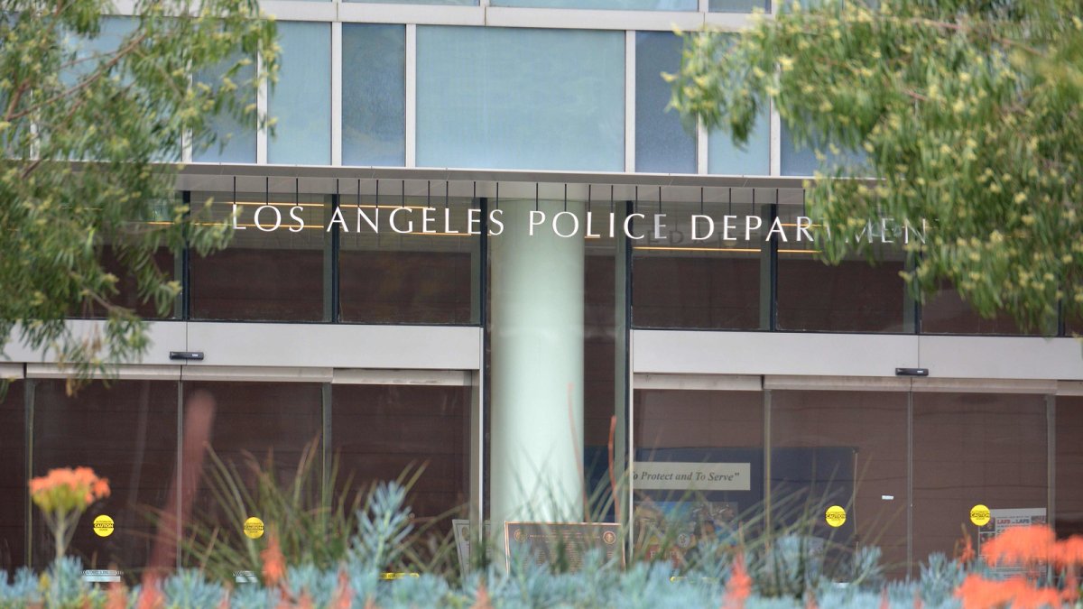 Woman injured in convenience store altercation dies – NBC Los Angeles