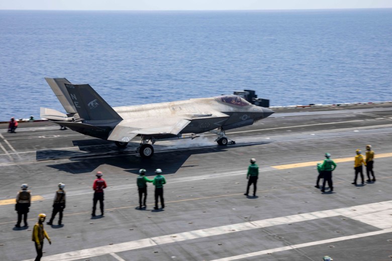 F-35C prepares to launch