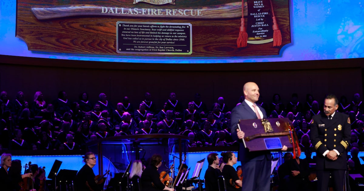 First Baptist Dallas’ Sunday service marks anniversary of fire, church honors firefighters