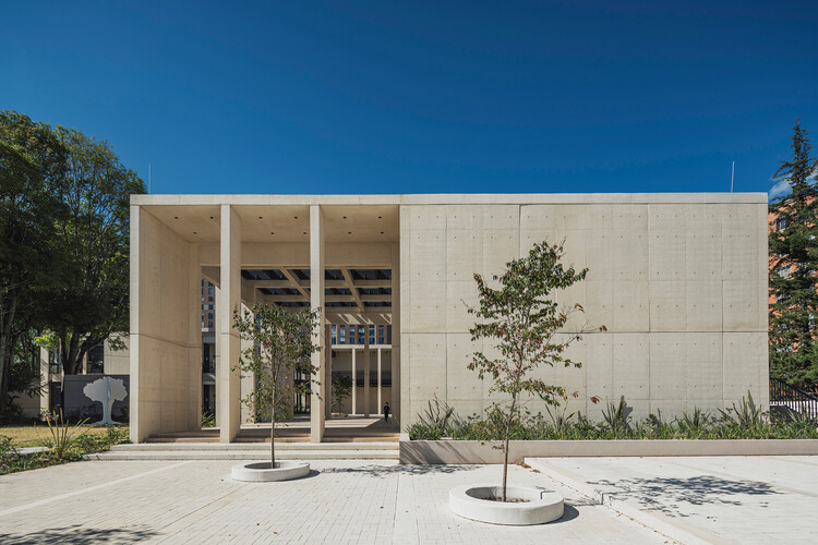 Colombo Hebrew College / Aarón Cohen + Angélica Mejía + Camilo Sellamén + Camilo Fuentes + Joel Amón - Image 1 of 36