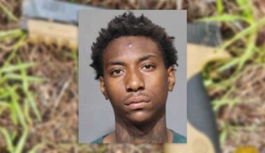 Suspect shot and killed after shooting officer in leg had stolen about $100 from Family Dollar, JSO says