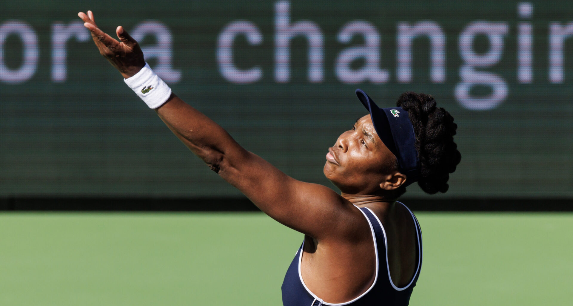 Venus Williams returns to tour action vs. Stearns