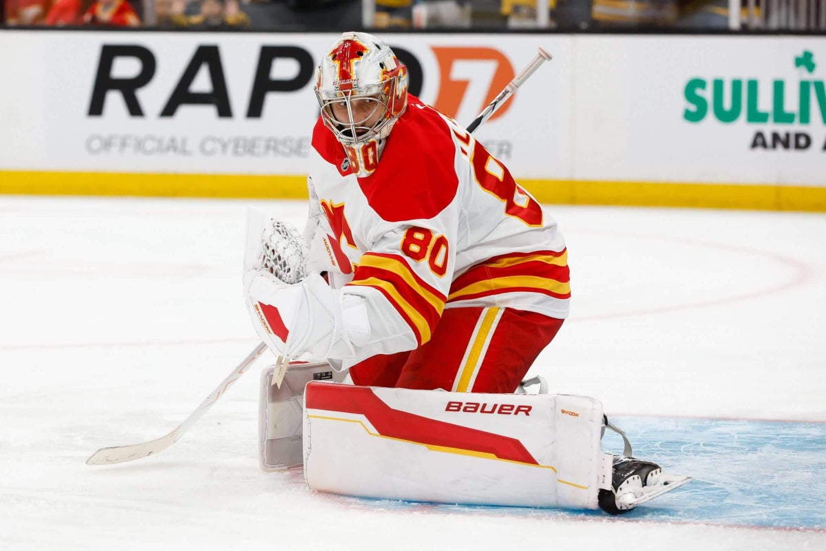Dan Vladar should improve Flyers’ goaltending — and could make Sam Ersson better, too