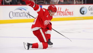 Patrick Kane re-signs with Red Wings on 1-year contract full of bonuses