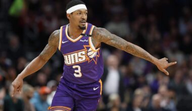 Bradley Beal, Suns agree to contract buyout; guard plans to join Clippers: Sources