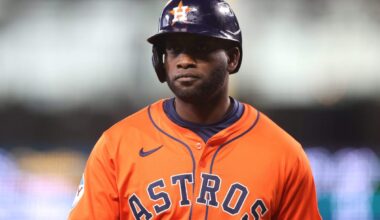 Astros slugger Yordan Alvarez to see hand specialist after suffering setback