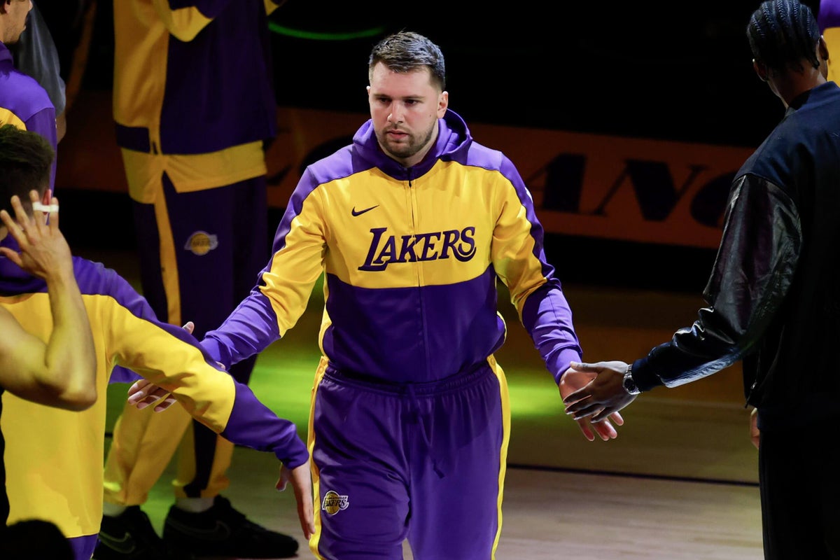 Luka Dončić recruiting for Lakers ahead of contract extension decision