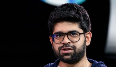 CEO of $14 billion AI firm Perplexity says the secret to success is ‘sleeping with that fear’ that your competitor will steal your idea