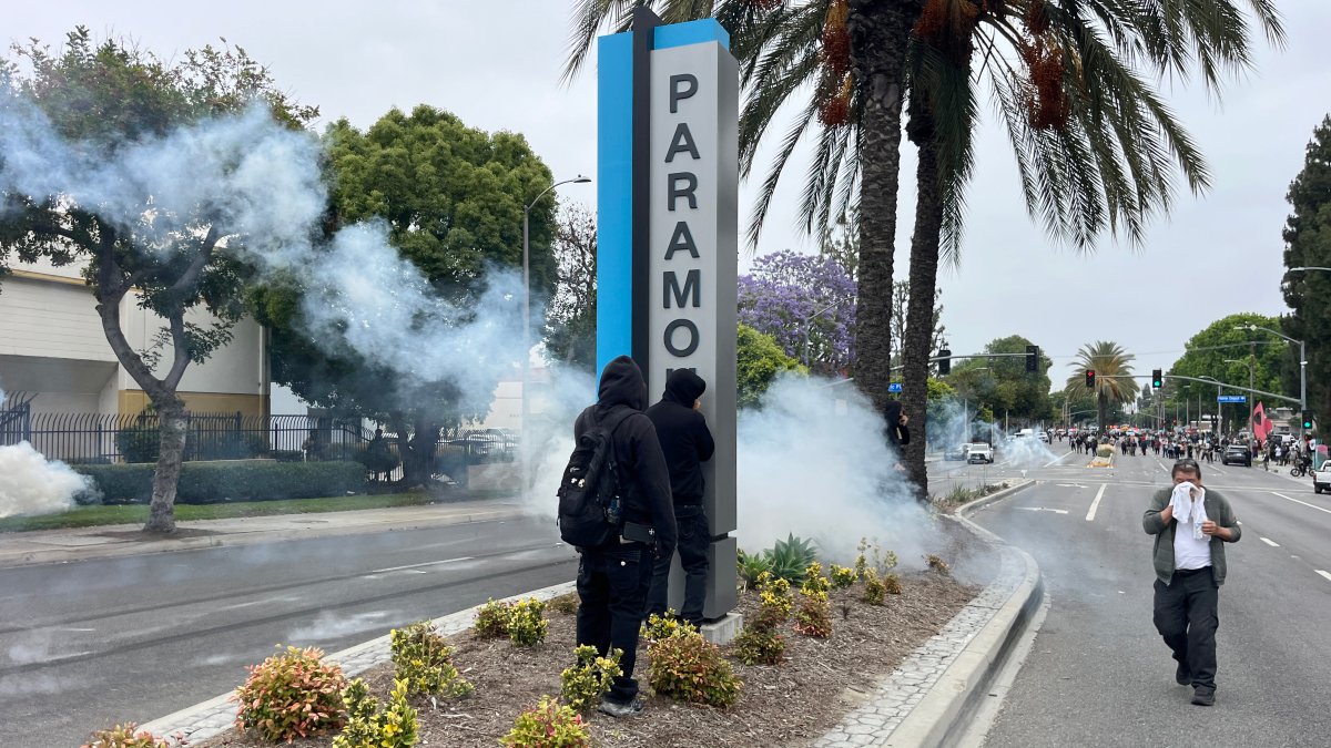 LA County man accused of throwing Molotov cocktail pleads not guilty – NBC Los Angeles