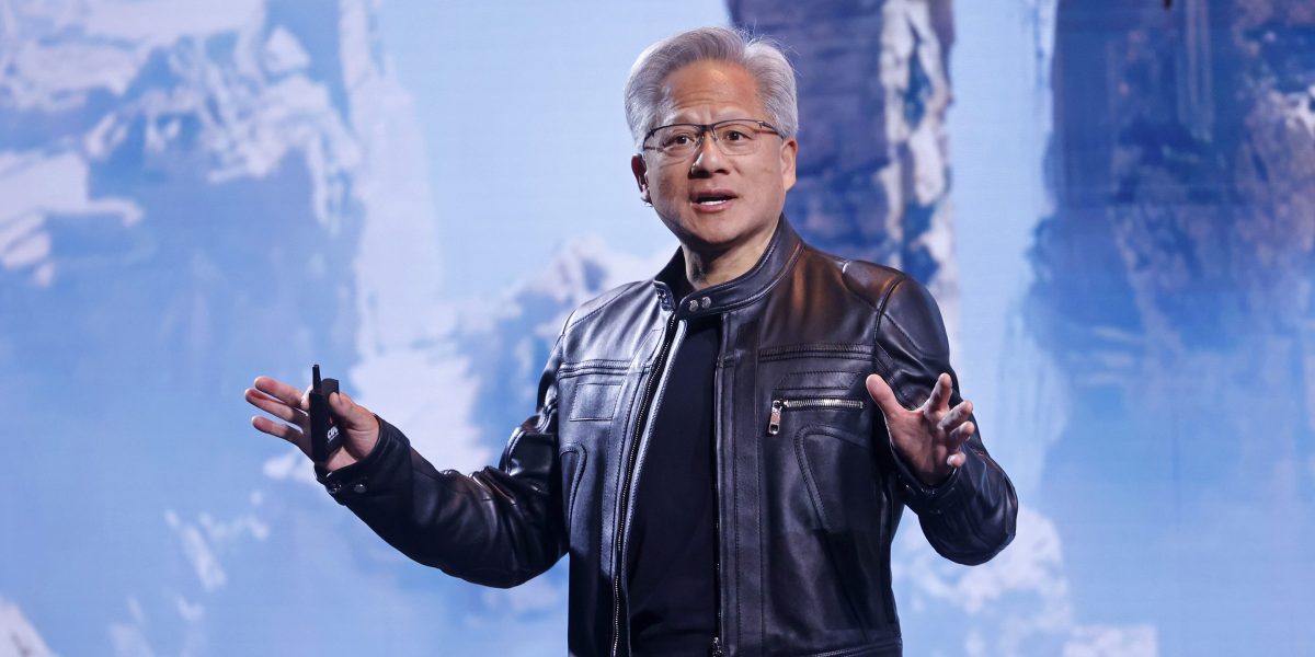 Apollo economist: Mag 7 may not be best AI investments as S&P 500 grows more concentrated