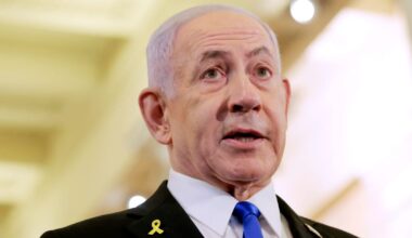 Netanyahu accuses Starmer of ‘appeasing’ Hamas with Palestinian statehood vow – POLITICO