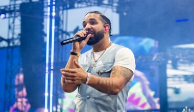 Drake Postpones Manchester Show At The Last Minute, Citing "Travel Logistics"