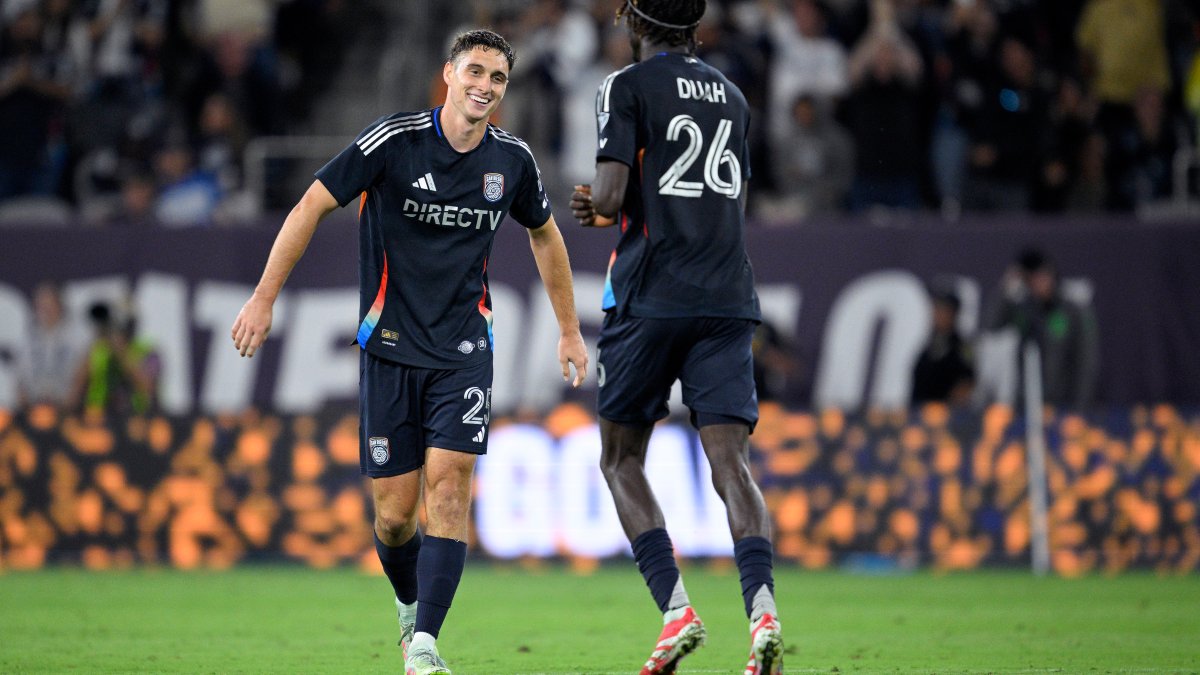 San Diego FC retains 1st place, earns playoff tiebreaker on Vancouver – NBC 7 San Diego