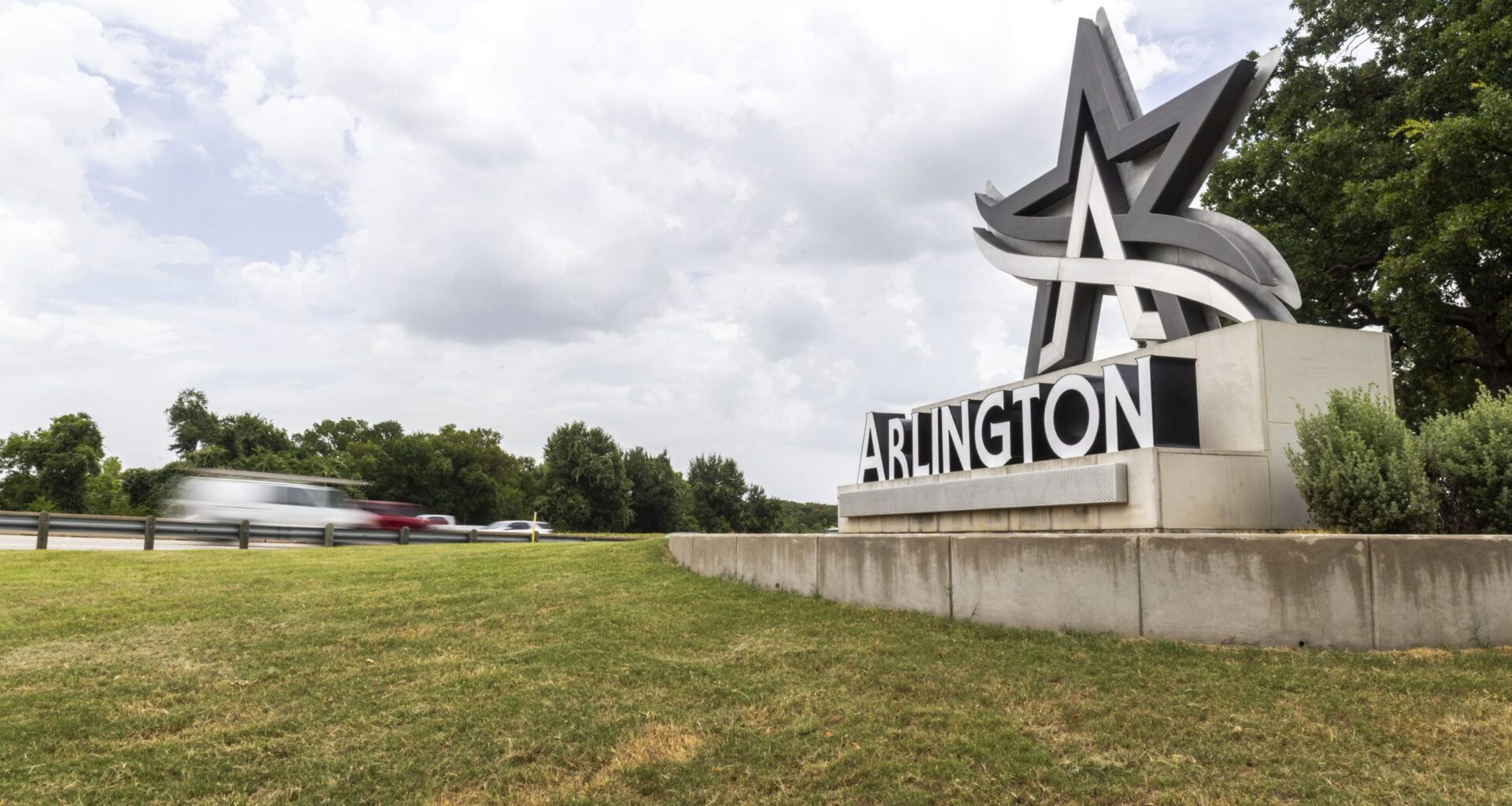 Arlington raises fees for permits to hold special events, zoning and land development