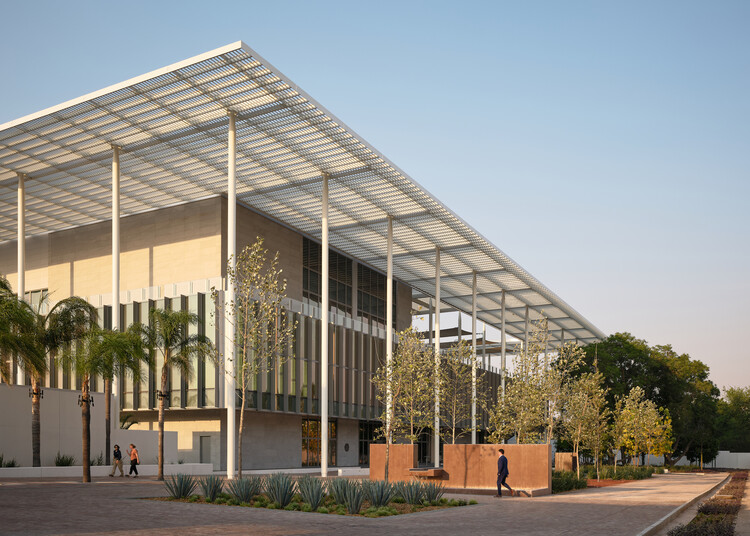 New U.S. Consulate General Guadalajara / Miller Hull Partnership - Exterior Photography