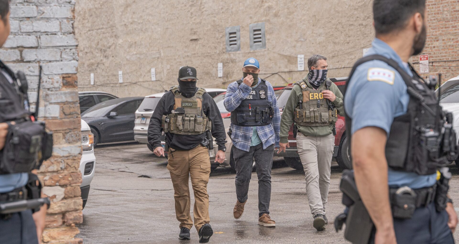 Who Investigates If Chicago Cops Help ICE? City Officials Still Debating 'Unprecedented' Situation