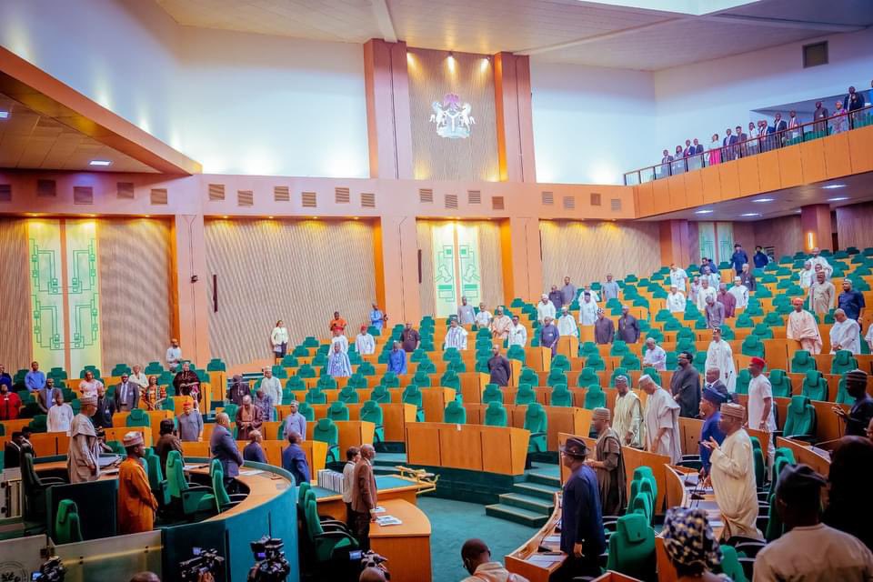 Reps advance bill to ensure free access to internet in public places