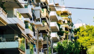 Uneven burden on tenants | eKathimerini.com