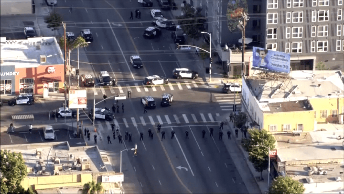 Large police response following fatal shooting in Hyde Park – NBC Los Angeles