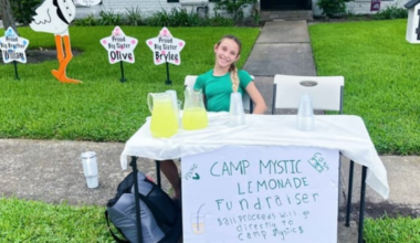 Houston teen raises $600 for Camp Mystic flood relief victims by selling lemonade
