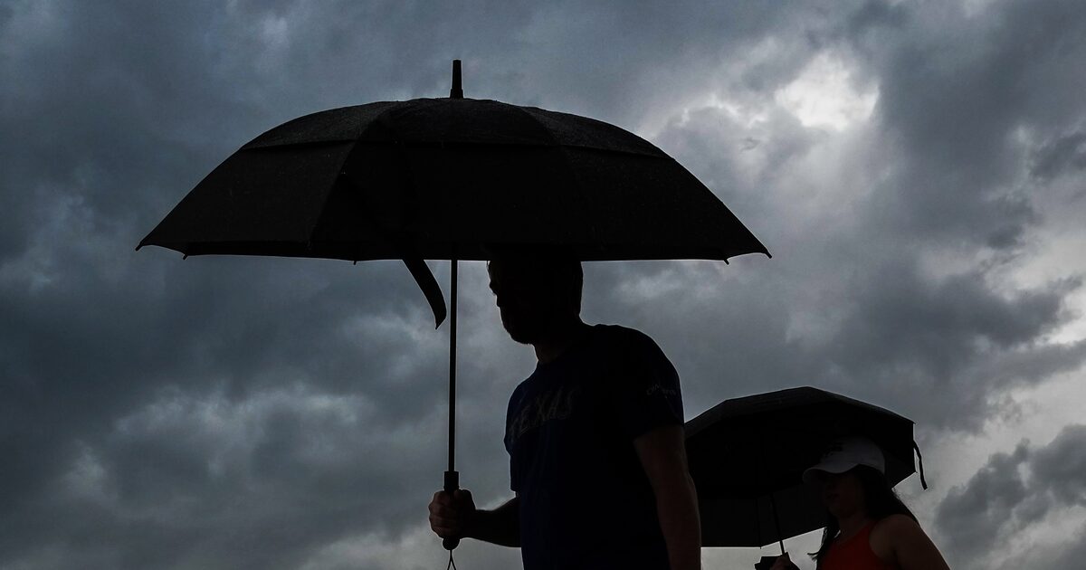 Dallas-Fort Worth could stay cloudy Thursday with chances of rain showers