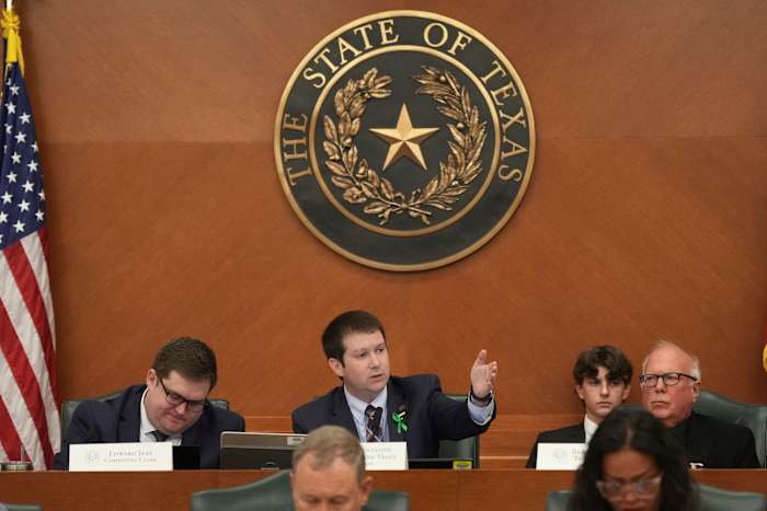 Texas House redistricting committee’s Houston hearing draws criticism over absence of maps