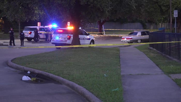 Man shot, killed while picking up family member at SE Houston METRO transit center