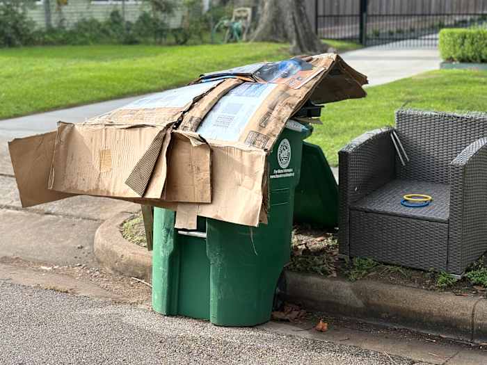 Houston approves over $12.4M to purchase new garbage and recycling trucks to curb ongoing delays