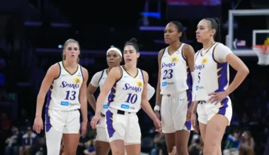 Sparks bring back familiar face to boost playoff push image