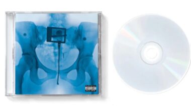 Lorde’s new CD is so transparent that stereos can’t even read it