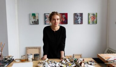 Rising Painter Dies at 43