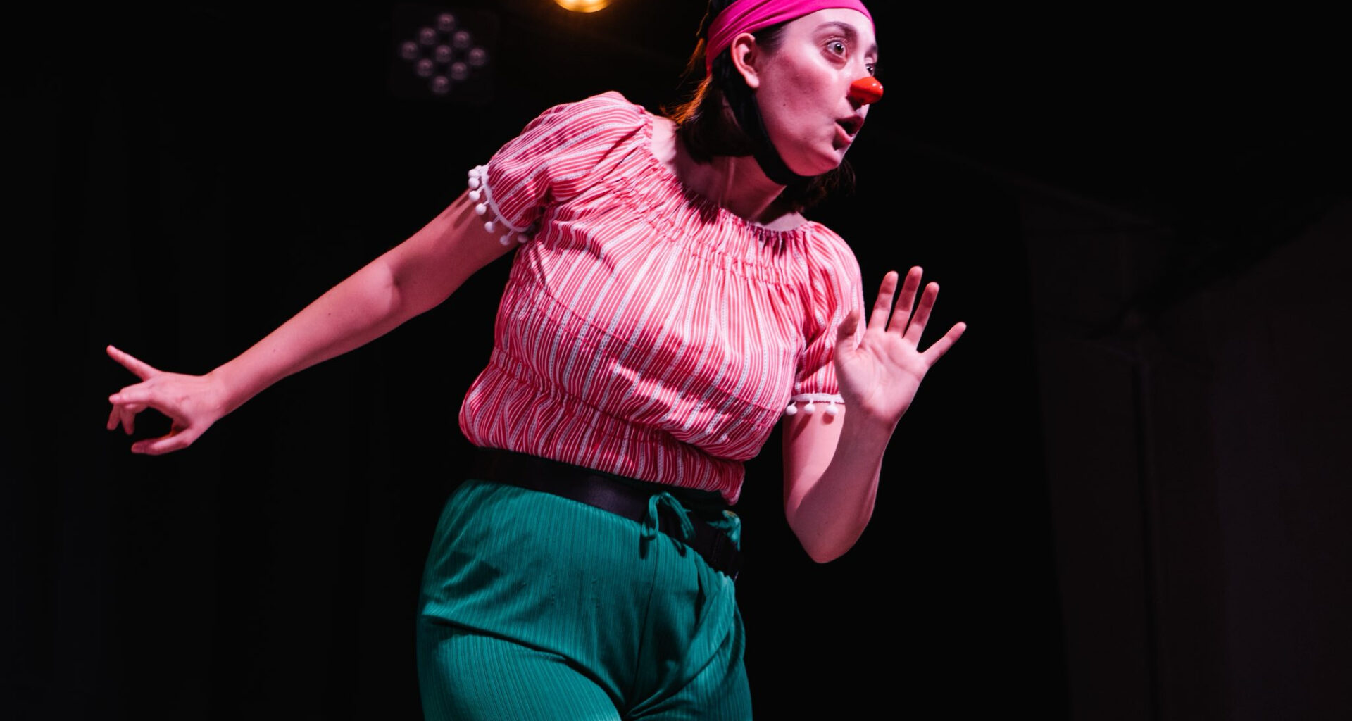 Stage Notes: Review of 'LUX: a solo show;' Elevator Project unveils new season