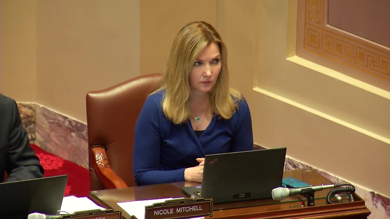 Sen. Nicole Mitchell to resign in wake of felony burglary conviction